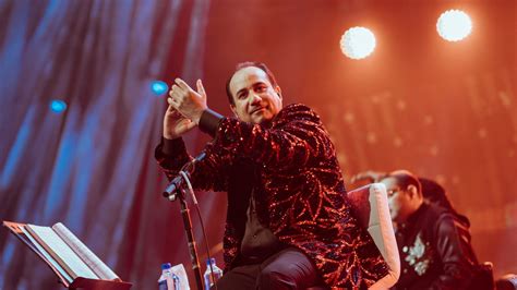 Rahat Fateh Ali Khan Lives Up To His Name: A Symphony of Sufi Melodies Concert Leaves Fans Spellbound!